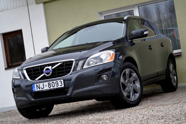 Volvo XC60 Summum Xenium D5