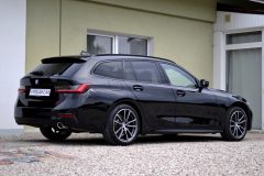 BMW 320d Touring Sport Line — papildu attēls