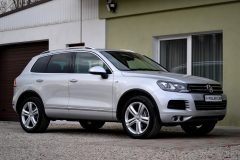 VW Touareg R-line 3.0 TDI — papildu attēls
