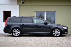 Volvo V70 Black Edition D4 — papildu attēls