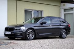 BMW 530d xDrive Sport Line — papildu attēls