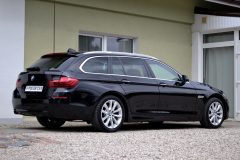 BMW 530d xDrive Touring — papildu attēls