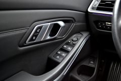 BMW 320d Touring Sport Line — papildu attēls