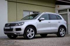 VW Touareg R-line 3.0 TDI — papildu attēls
