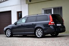 Volvo V70 Black Edition D4 — papildu attēls
