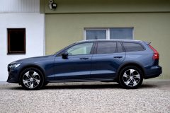 Volvo V60 AWD Cross Country B4 — papildu attēls