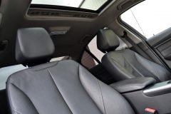 BMW 328i Sedan — papildu attēls