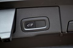 Volvo XC60 R-Design D4 — papildu attēls