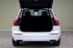 Volvo XC60 AWD Inscription B4 — papildu attēls