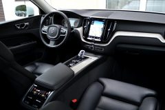 Volvo XC60 AWD Inscription B4 — papildu attēls