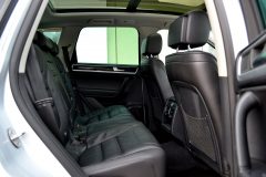 VW Touareg R-line 3.0 TDI — papildu attēls