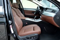 BMW 530d xDrive Touring — papildu attēls