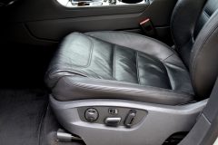 VW Touareg R-line 3.0 TDI — papildu attēls