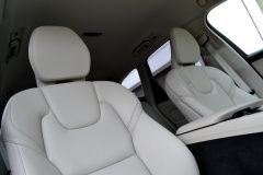 Volvo XC60 AWD Inscription D5 — papildu attēls