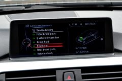 BMW 328i Sedan — papildu attēls