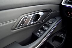BMW 320d Touring Sport Line — papildu attēls