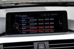 BMW 328i Sedan — papildu attēls