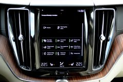 Volvo XC60 AWD Inscription D5 — papildu attēls