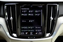Volvo V60 Inscription B4 — papildu attēls