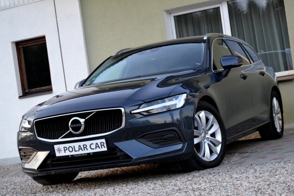 Volvo V60 Momentum D4