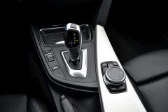 BMW 320d Touring — papildu attēls
