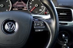 VW Touareg R-line 3.0 TDI — papildu attēls