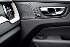 Volvo XC60 AWD Inscription B4 — papildu attēls