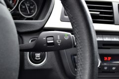 BMW 320d Touring — papildu attēls