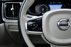 Volvo V60 Inscription B4 — papildu attēls