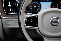 Volvo XC60 AWD Inscription D5 — papildu attēls