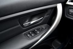 BMW 320d Touring — papildu attēls