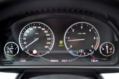 BMW 530d xDrive Touring — papildu attēls