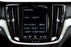Volvo V60 Inscription T5 — papildu attēls