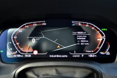 BMW 320d Touring Sport Line — papildu attēls