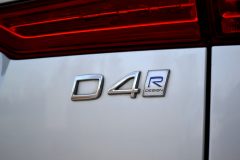 Volvo XC60 R-Design D4 — papildu attēls