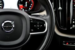 Volvo XC60 AWD Inscription D4 — papildu attēls
