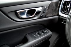 Volvo V60 AWD Cross Country B4 — papildu attēls