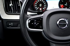 Volvo XC60 AWD Inscription B4 — papildu attēls