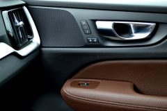 Volvo V60 Inscription T5 — papildu attēls